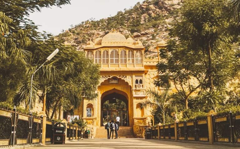 सुंधामाता