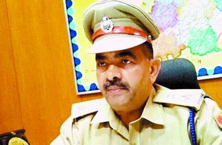 जालोर व सिरोही में तस्करी करवाने वाले एसपी हिम्मत अभिलाष टांक निलंबित