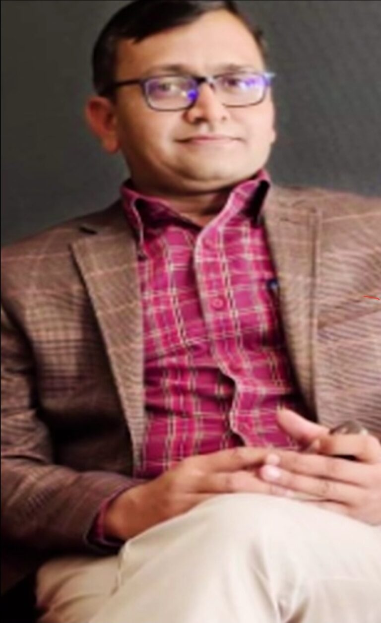 40 हजार की रिश्वत लेते SDM गिरफ्तार:म्यूटेशन के ऑर्डर के एवज में मांग रहा था 50 हजार, एक साल से कर रहा था डिमांड