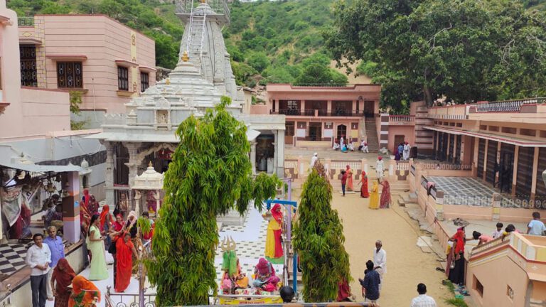 जागनाथ महादेव मंदिर