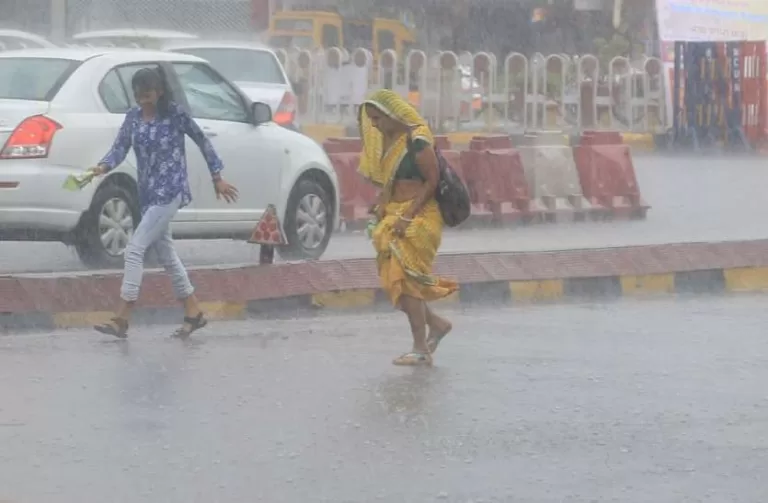 Today heavy rain alert in 23 states including MP-Rajasthan